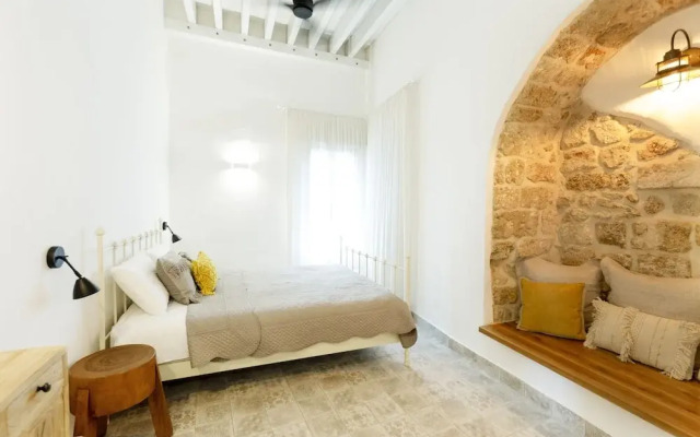 Akotika boutique Old City Apartments