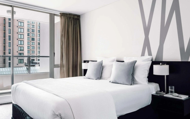 Quay West Suites Melbourne