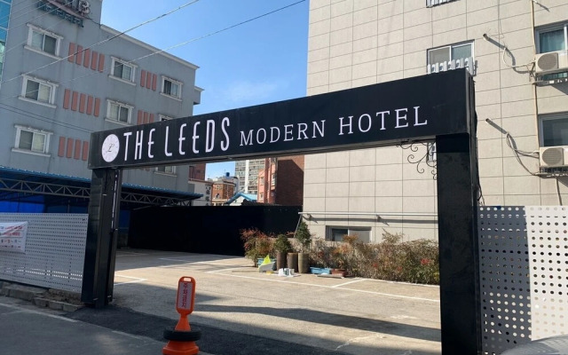 The Leeds Hotel