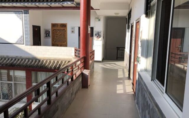 Jinyanju Inn