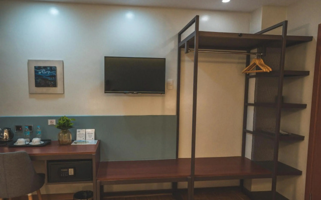Henia Hotel