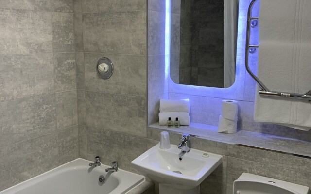 Crowwood Hotel Glasgow