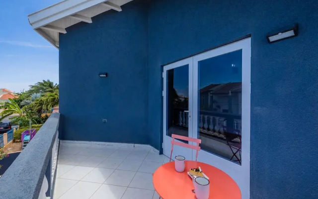 Renovated 4br2ba w Private Pool in Prime Location