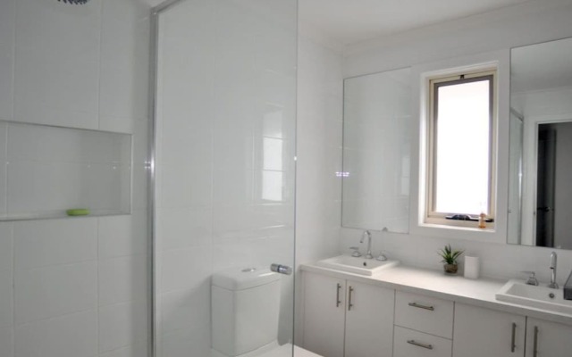 Melandy - Free Wifi - Surf Side