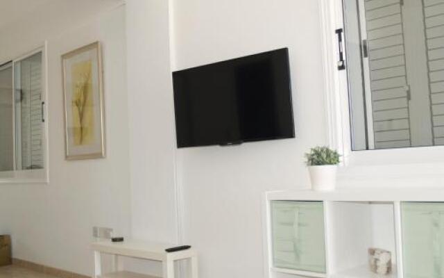 Holiday Home 2 Bedrooms 1 Bathroom - Pernera