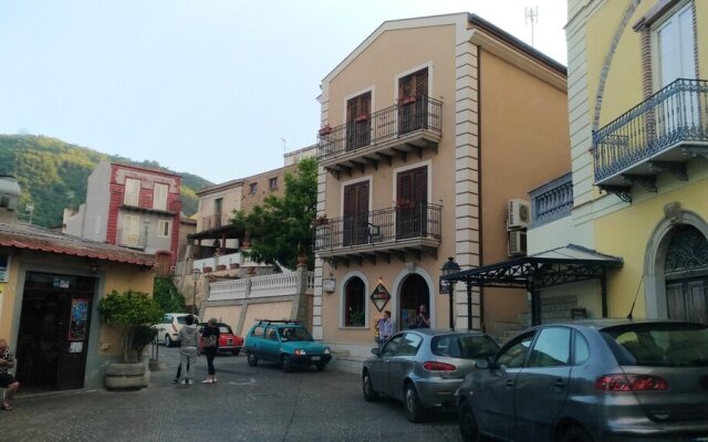 Apartment Piazza Guglielmo Marconi