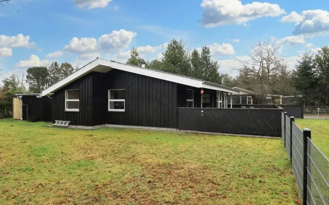 4 Star Holiday Home in Hals