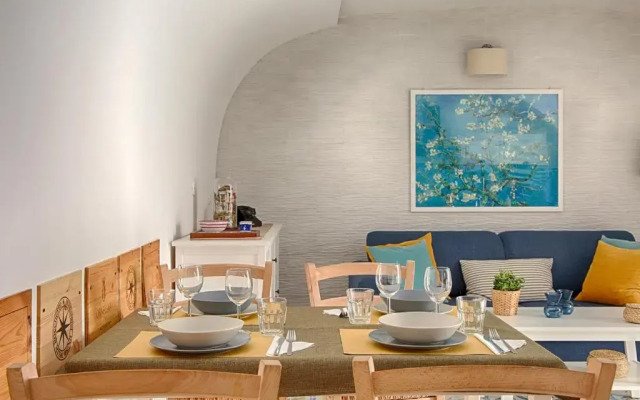 Lovely apartment near via dei Mille - Chiaia area