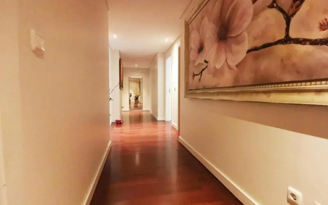 Entire floor parque nacoes prime apartments expo30