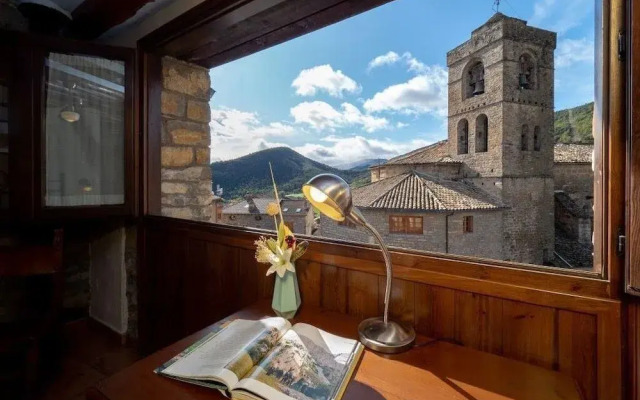 CASA CRUZ - Adults ONLY
