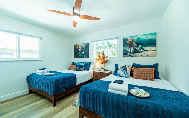 Blue Iguana 3 Bedroom Home by Redawning