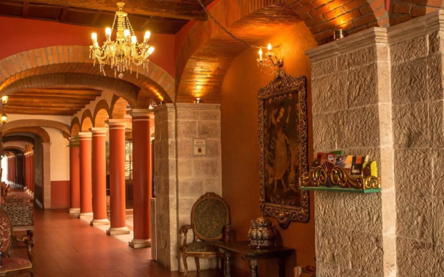 Hotel Monasterio
