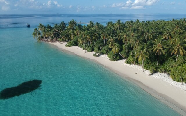 MarinaBay Villa Himandhoo