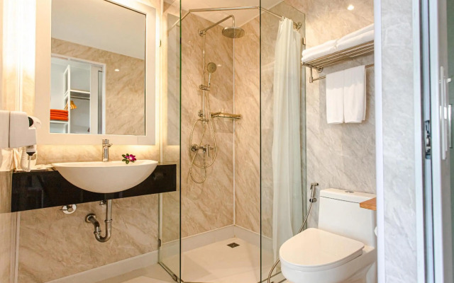 Tour De Phuket Hotel