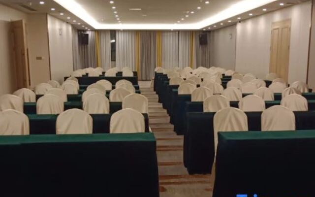 Vienna International Hotel (Yangjiang Donghuicheng)
