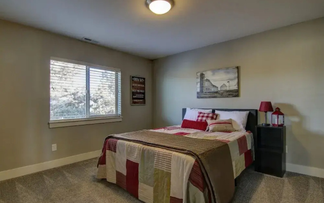 Jacksons Place 3 Bedroom Home by Redawning