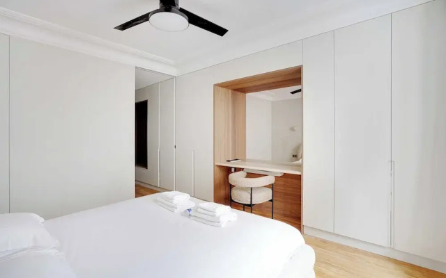 Magnificent Flat - 2br/6p - Champs Elysees
