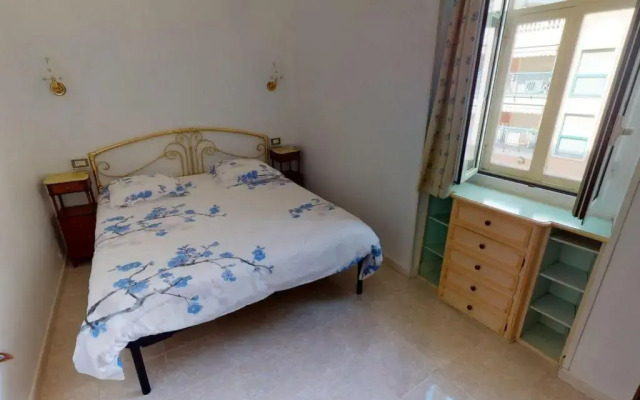 Appartement Menton, 2 pièces, 4 personnes - FR-1-196-260