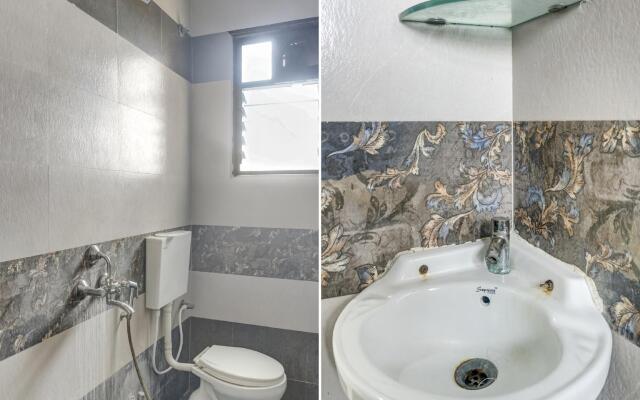 OYO 75368 Hotel Aarambh