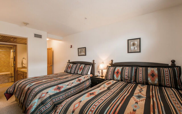 The Caledonian by All Seasons Resort Lodging