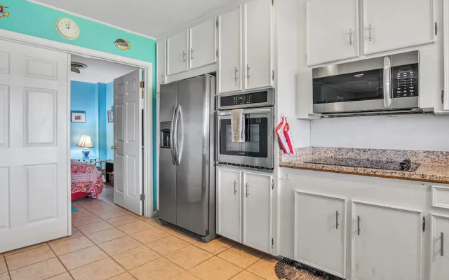 Elv1224-paradise Retreat