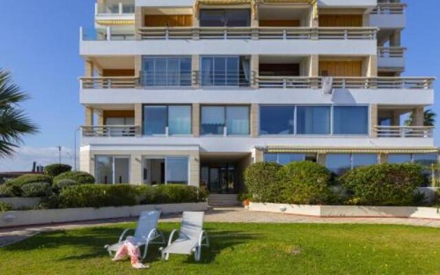 Flat 2 Bedrooms 1 Bathroom Larnaca