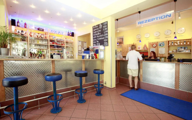 a&o München Hackerbrücke