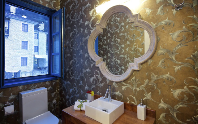 Zagori Suites Luxury Residences