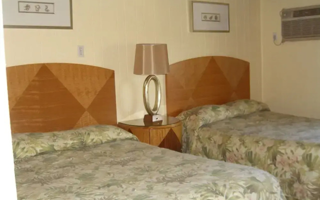 The Amethyst Beach Motel