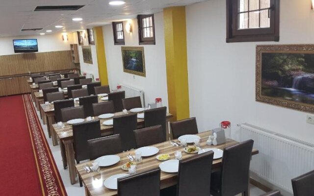 Cennet Sui̇t