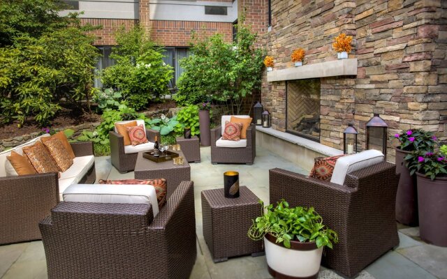 Trumbull Marriott Shelton