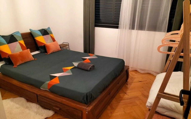 Guest house # jardin # piscine # prox centre ville
