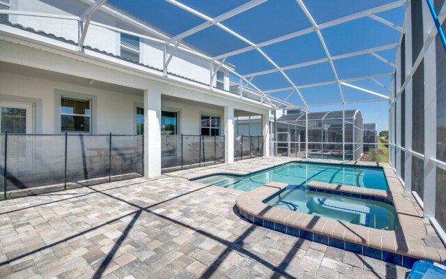 1666 Moonvalley Drive