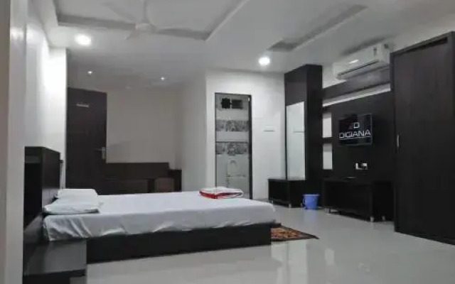 Hotel Royal Residency