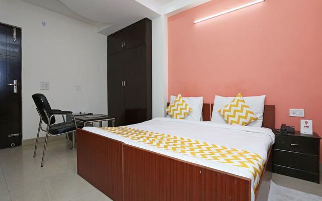 Kehar Palace by OYO Rooms