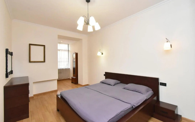Mashtots street, 2 bedrooms Modern, Euro Renovated apartment MA218