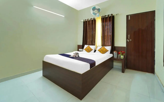 OYO 88248 Pearl Executive