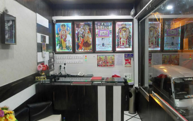 Hotel Shree Dwarkadhish Palace
