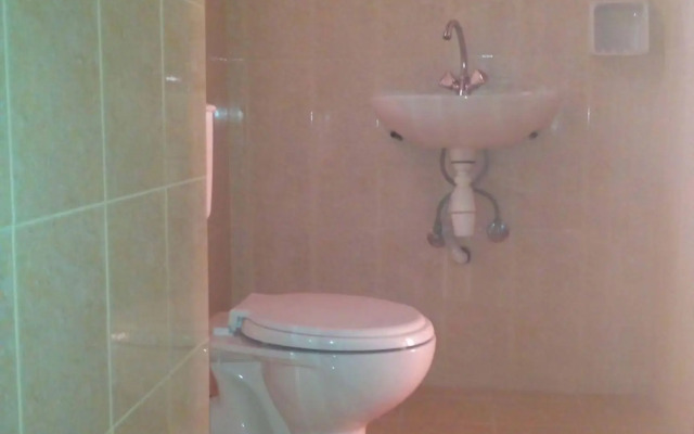 Alexandra Apartment