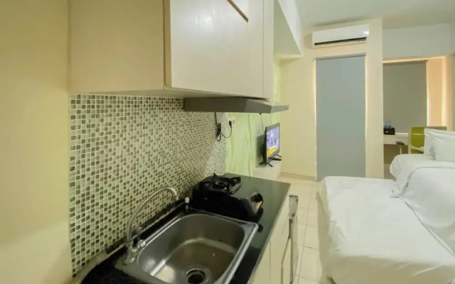 Good Deal And Homey Studio At Springlake Summarecon Bekasi Apartment