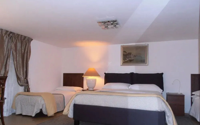 La Residenza Napoli Short Let Apartments