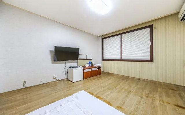 Donghae Maritime Tourism Hotel