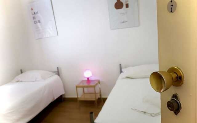 The Pocket Pillow House