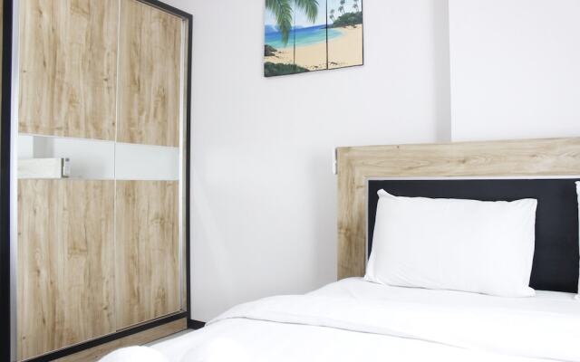 Comfortable & Gorgeous 2BR at Gateway Pasteur Apartment