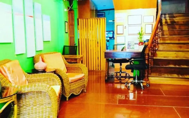 Tinhat Boutique Hotel and Restaurant