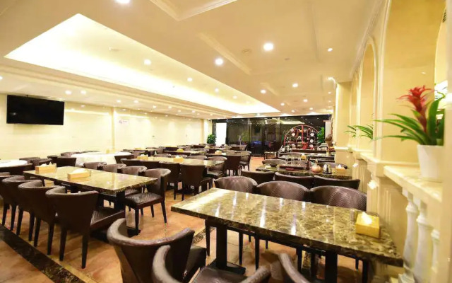 Vienna Hotel Shanghai PVG Heqing