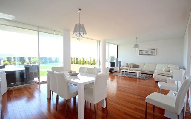 Lux Design Villa in Sintra