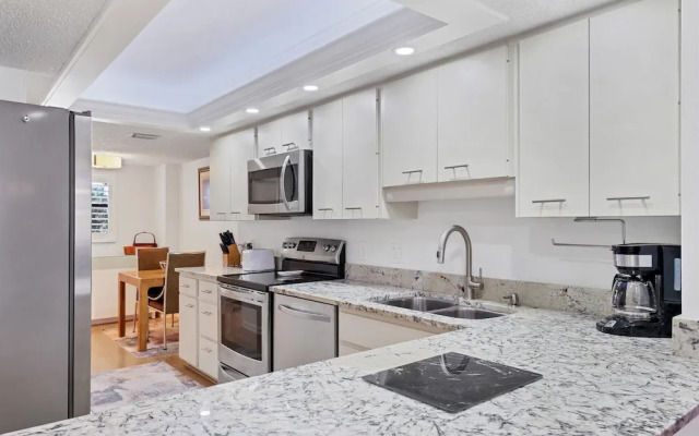 8735 Midnight Pass Road Unit 303b