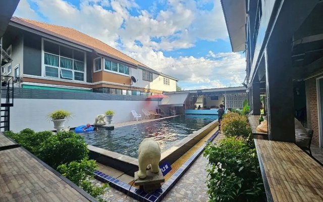 Ora House