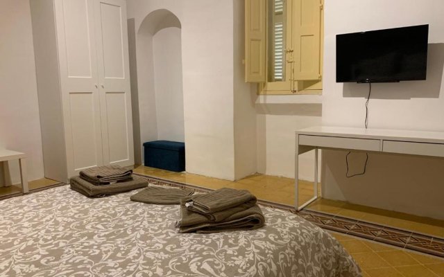 4 bedroom apartment in Sliema near the sea